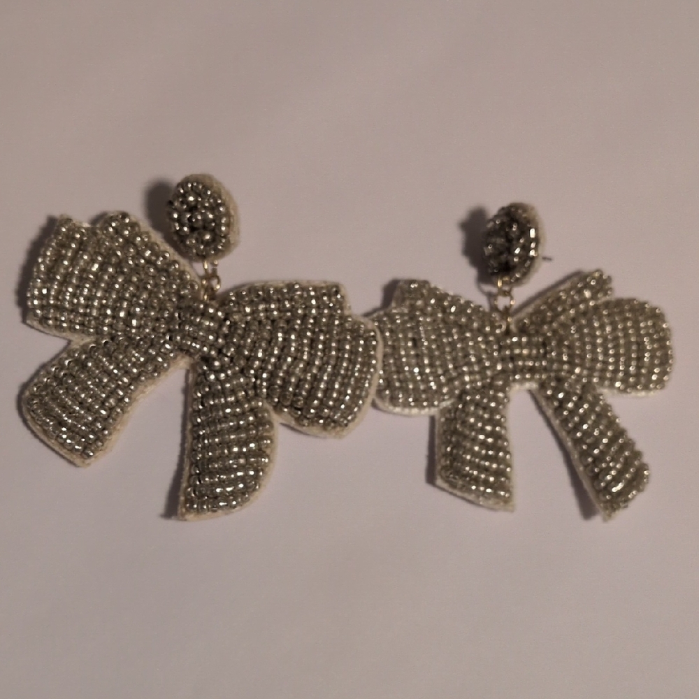 Elegant Silver Beaded Bow Dangle‎ Earrings